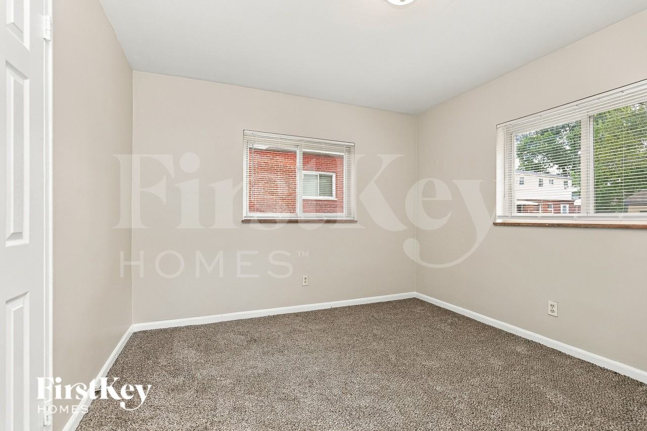 1494 Clovernoll Dr - Photo 7 of 16