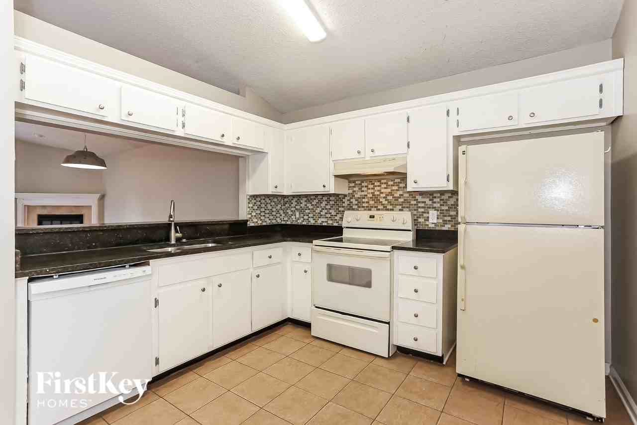1383 Cove Landing Dr - Photo 7 of 16