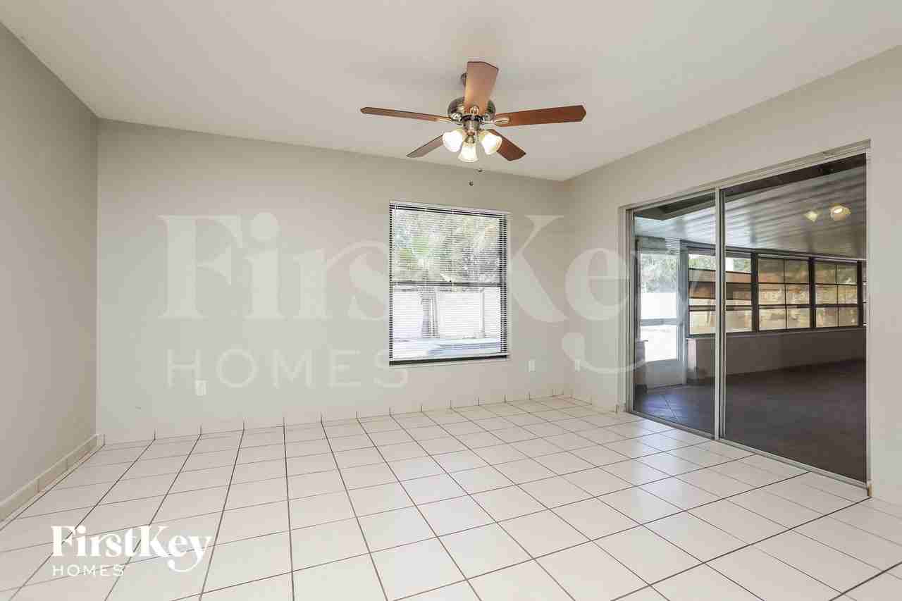 12102 Picalilli St - Photo 3 of 15
