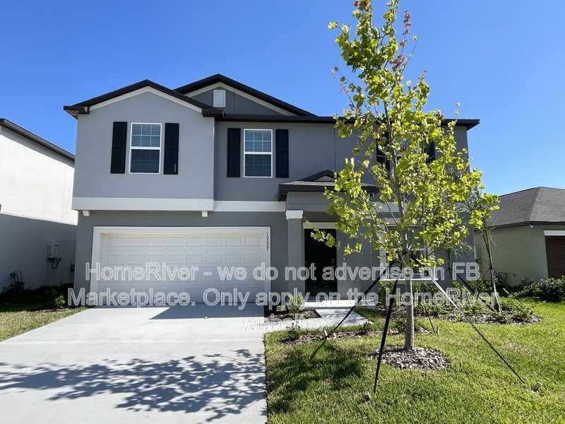 10227 Shady Preserve Dr - Photo 2 of 30