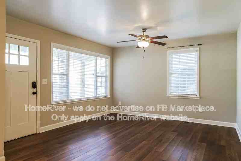 121 Gilbert Ave - Photo 3 of 41