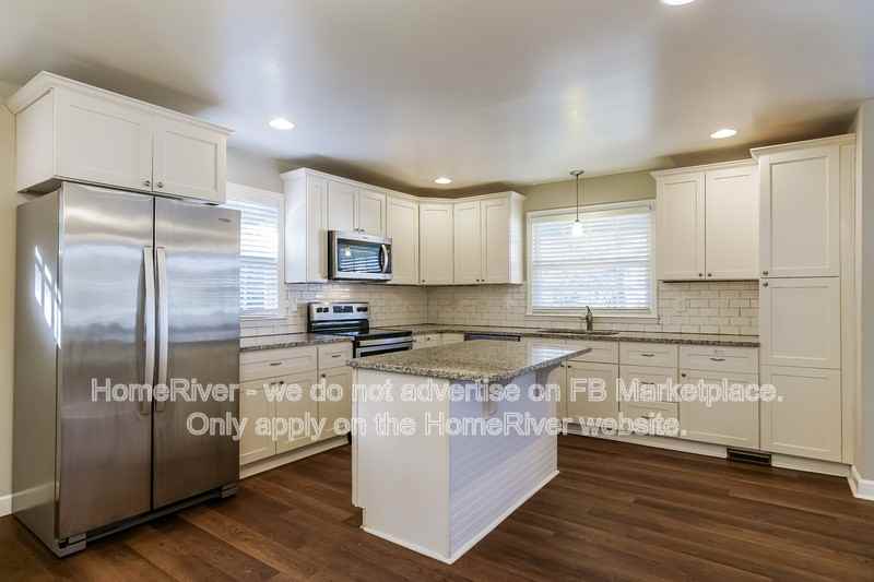 121 Gilbert Ave - Photo 6 of 41