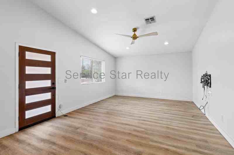 2162 E Concorda Dr - Photo 5 of 28
