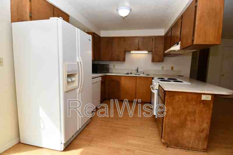 187 Georginna Dr - Photo 3 of 25