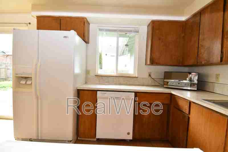 187 Georginna Dr - Photo 4 of 25