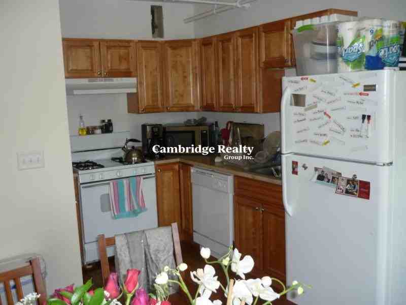 1615 Commonwealth Ave #30T