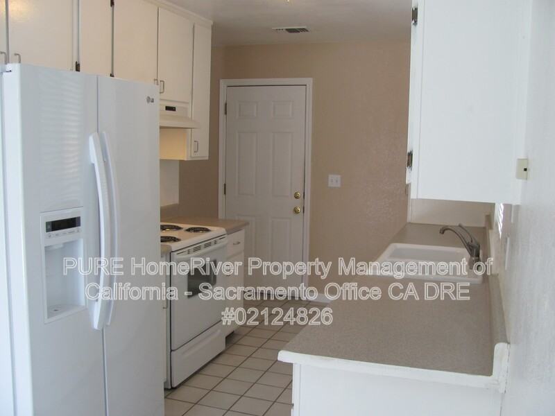 8649 Imran Woods Cir - Photo 4 of 15