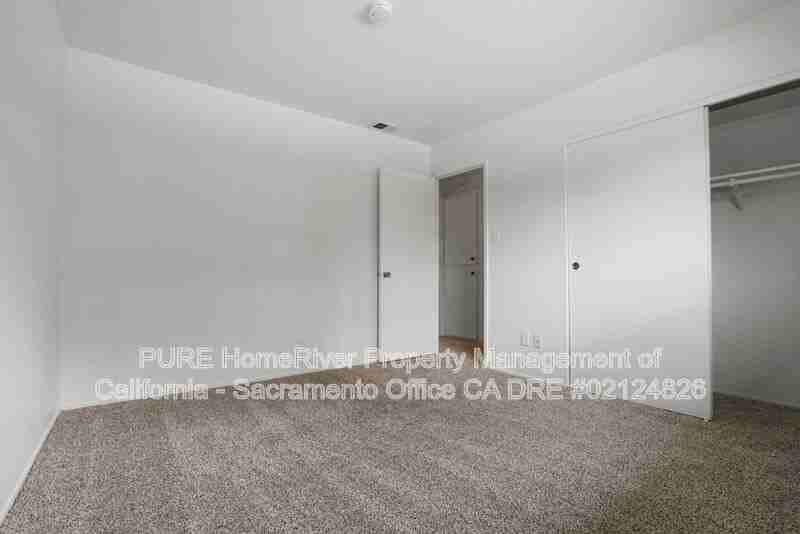 8811 Salmon Falls Dr #B - Photo 3 of 26