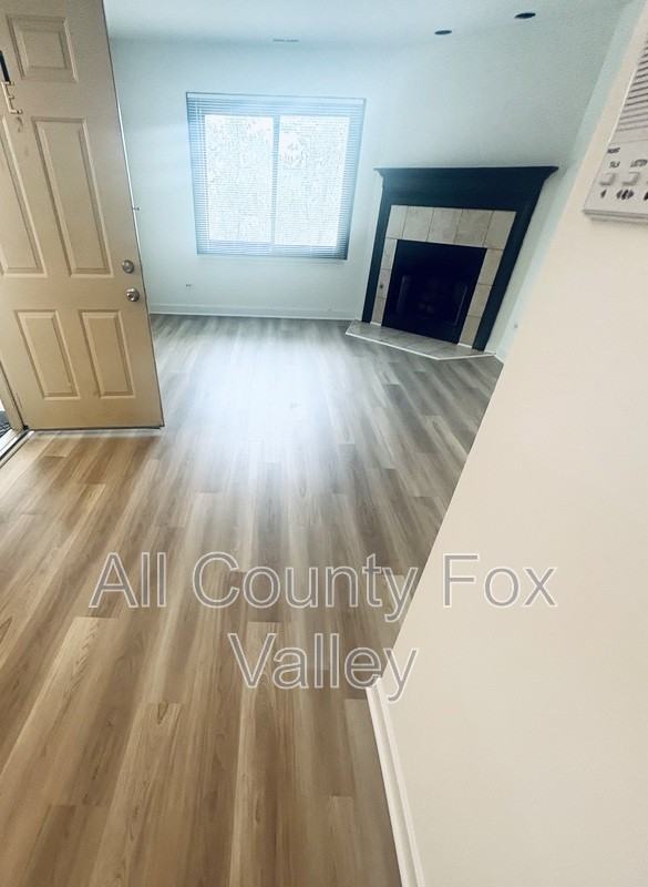 152 S Waters Edge Dr #E - Photo 6 of 13
