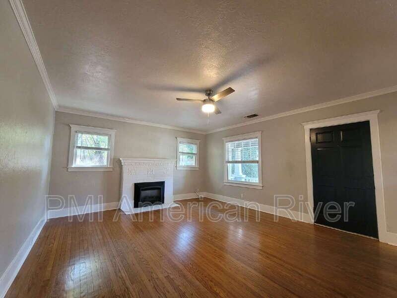 2153 7th Ave - Photo 3 of 13