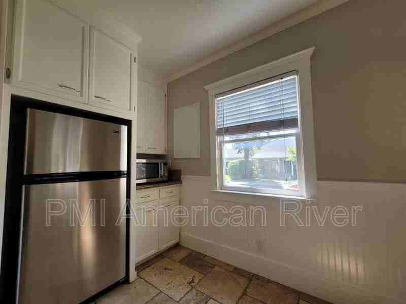 2153 7th Ave - Photo 5 of 13