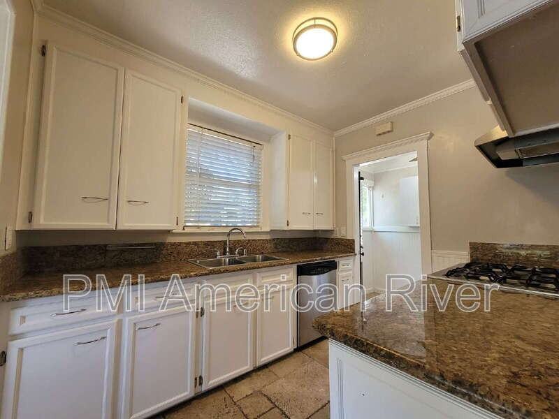 2153 7th Ave - Photo 6 of 13