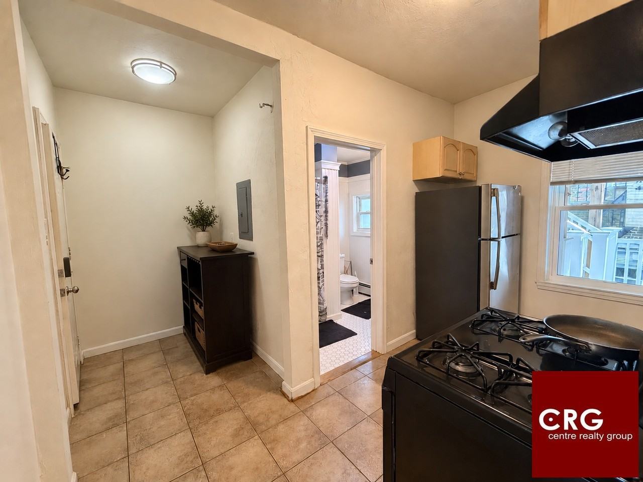 79 Murray Ct #2 - Photo 3 of 27