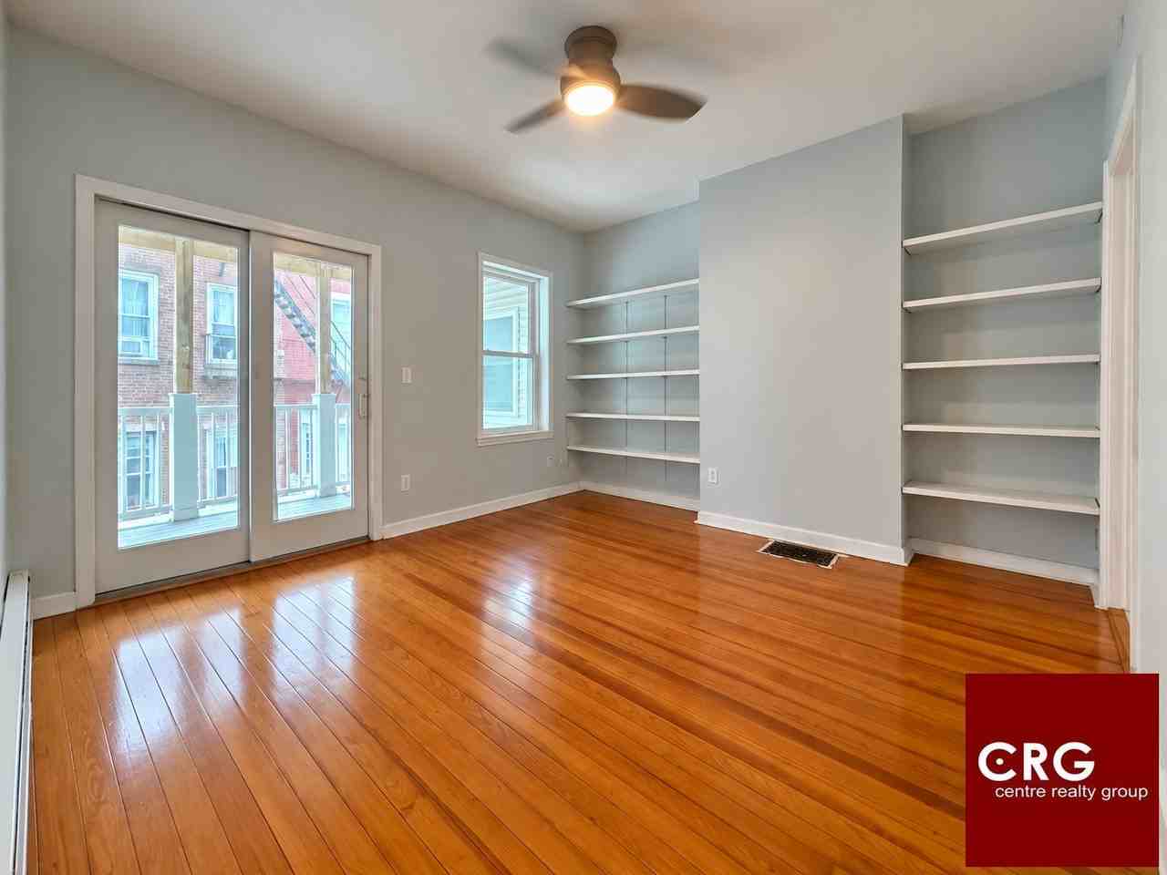 79 Murray Ct #2 - Photo 4 of 27