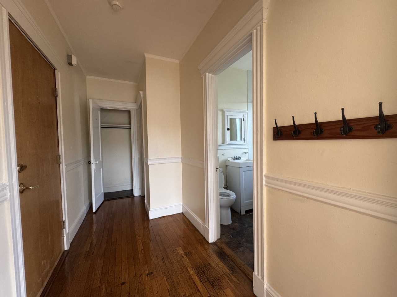 352 Riverway #22 - Photo 5 of 8