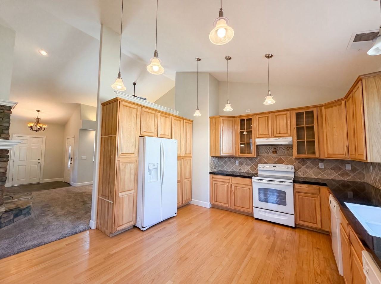8234 Fair Way #NA - Photo 7 of 18