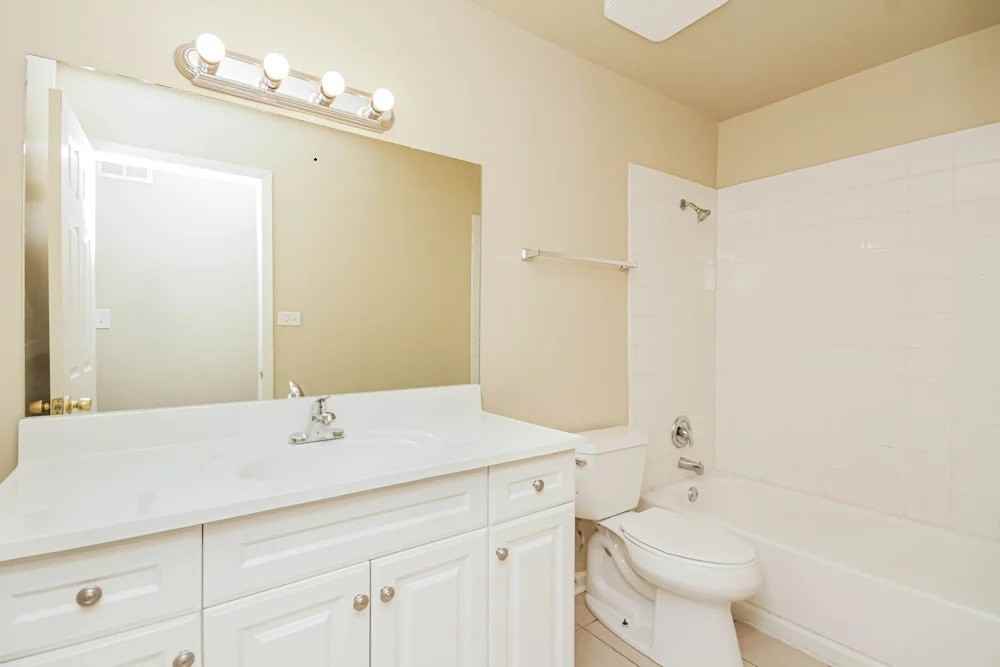 9225 162nd St #NA - Photo 2 of 11