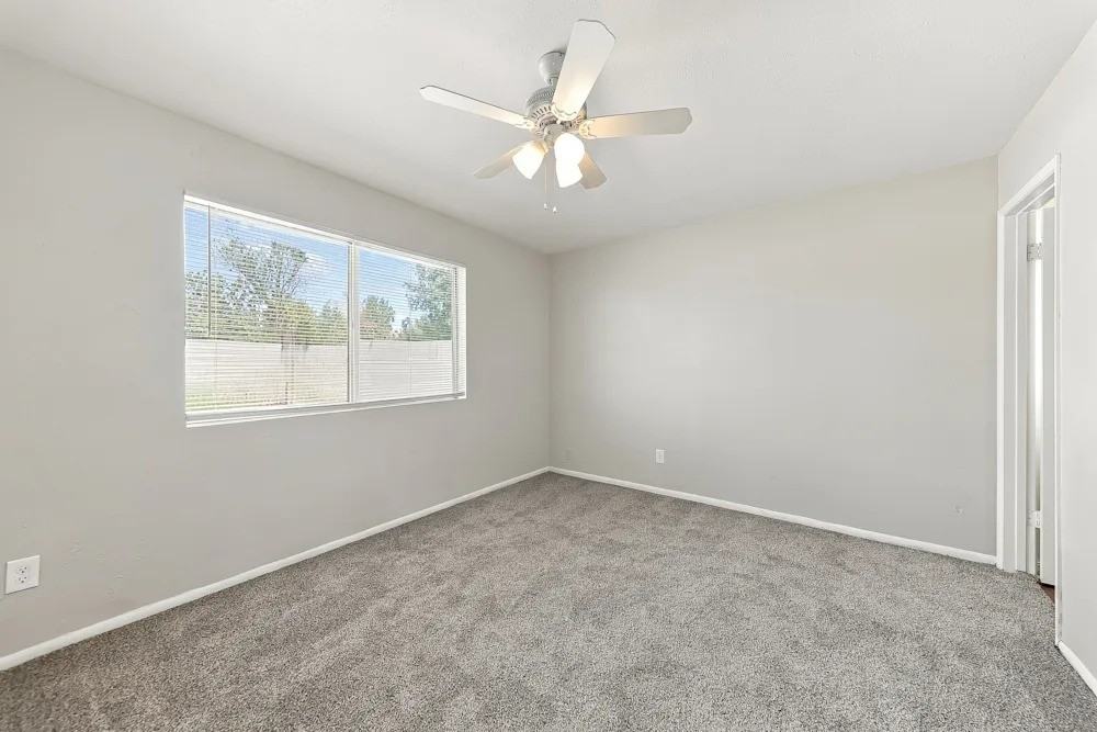 3126 W Orchid Ln #NA - Photo 7 of 9