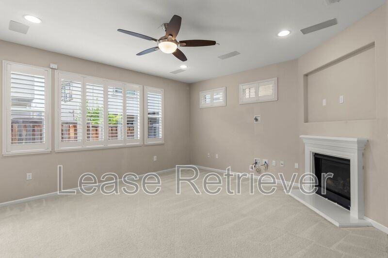 2631 Clarita Dr - Photo 2 of 41