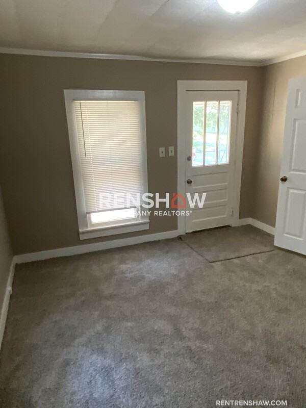 1738 E Wheeler St - Photo 3 of 16