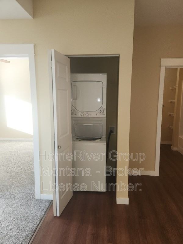 1500 S 14th St W #313 - Photo 5 of 17