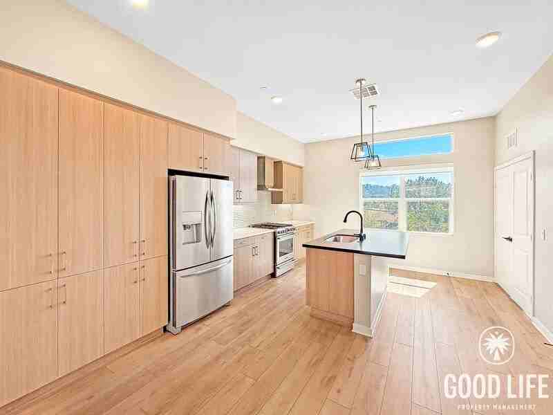 10432 Harlow Cir #58 - Photo 2 of 28