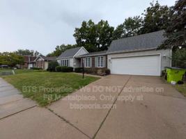 featured image of 3224 W Westport Rd