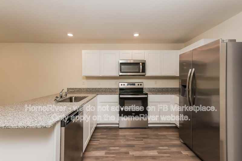 2465 Crockett St - Photo 6 of 26