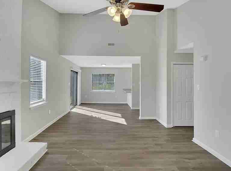 6512 Touchwood Dr #NA - Photo 6 of 7