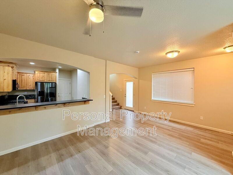 146 Nw 76th St - Photo 4 of 31