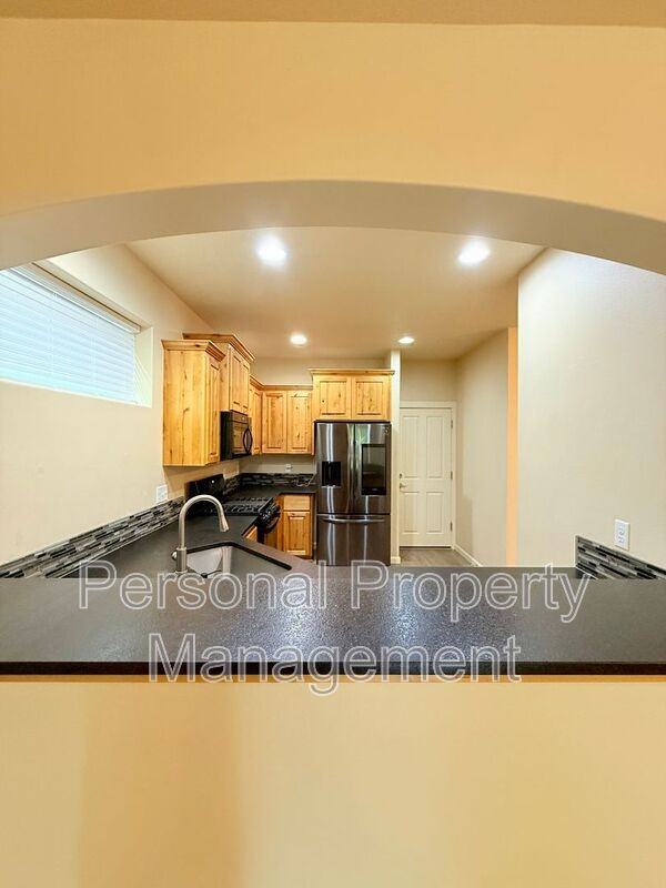 146 Nw 76th St - Photo 5 of 31