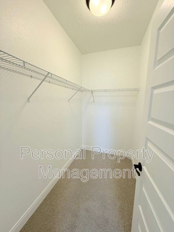 5604 Ne 133rd St - Photo 7 of 35