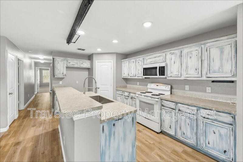 733 River Hill Ln - Photo 6 of 25
