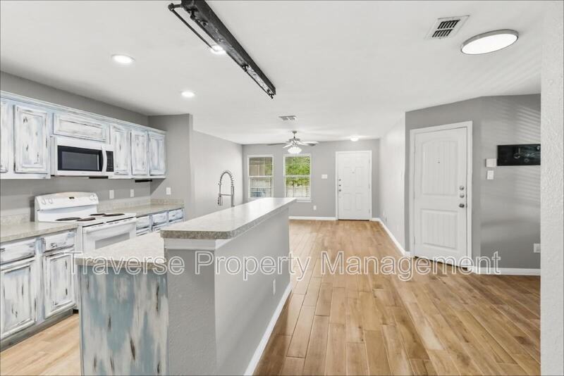 733 River Hill Ln - Photo 7 of 25