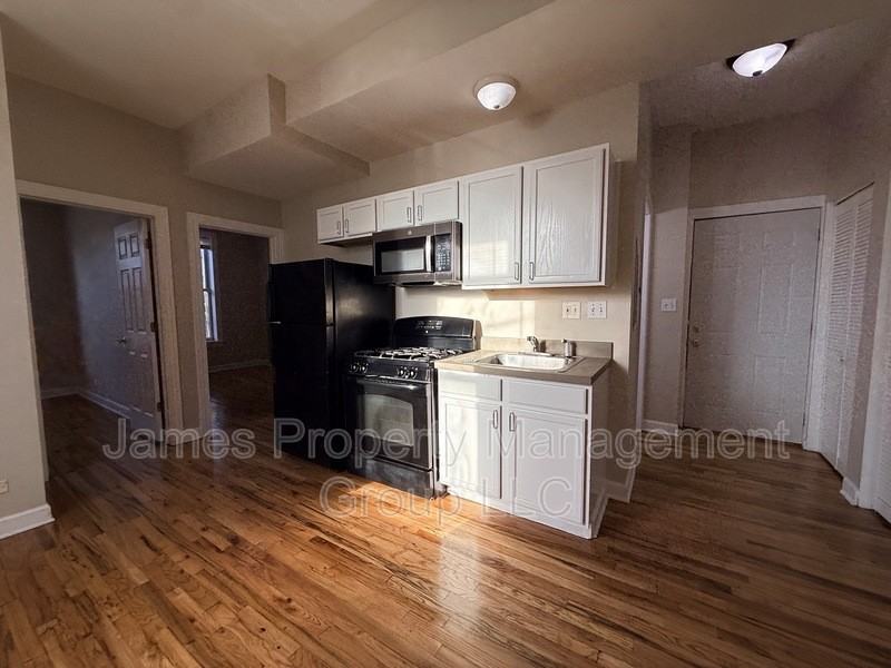2213 W Washington Blvd - Photo 3 of 8