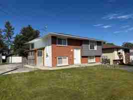 featured image of 390 Elliott St
