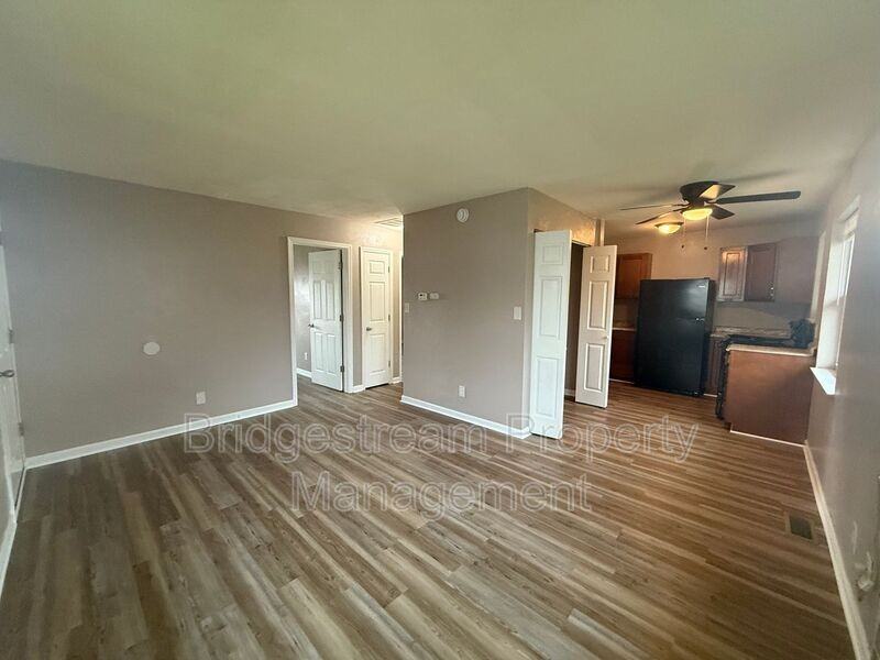 38 Burkhardt Ave - Photo 2 of 6