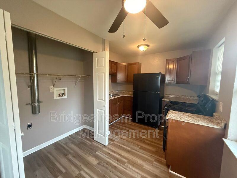 38 Burkhardt Ave - Photo 3 of 6