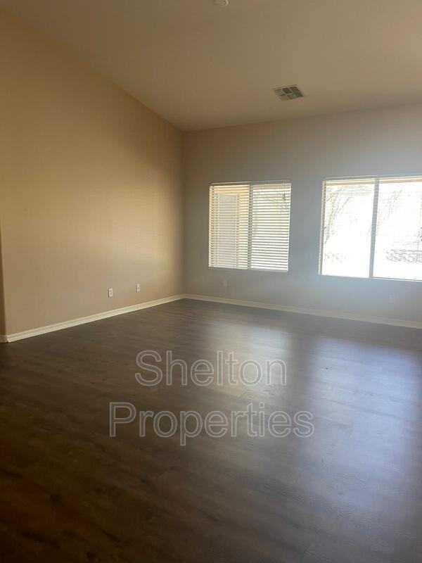 25652 W Magnolia St - Photo 7 of 14