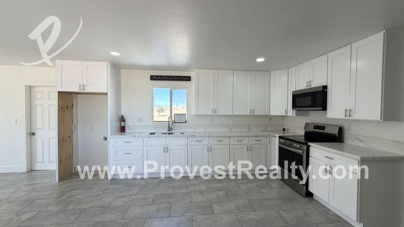 9626 Buena Vista St - Photo 3 of 21