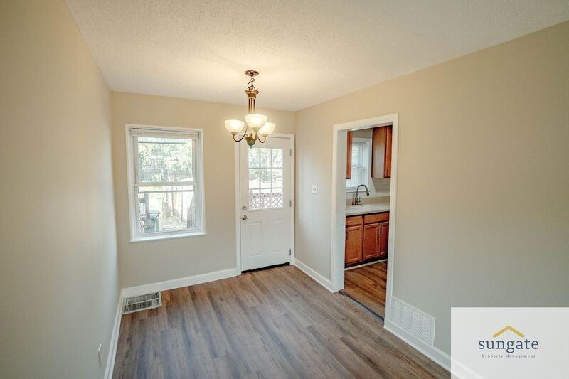 5318 Patrick Henry Dr - Photo 2 of 40