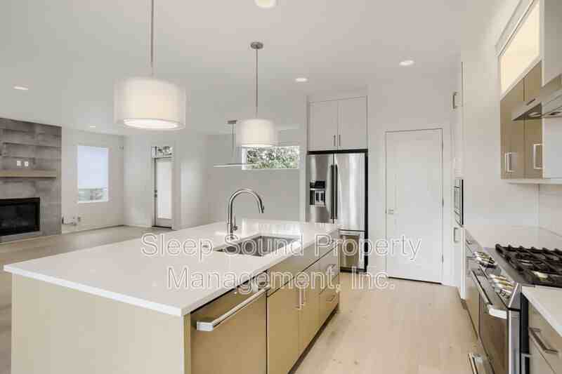 1741 Se Brooklyn St - Photo 7 of 31