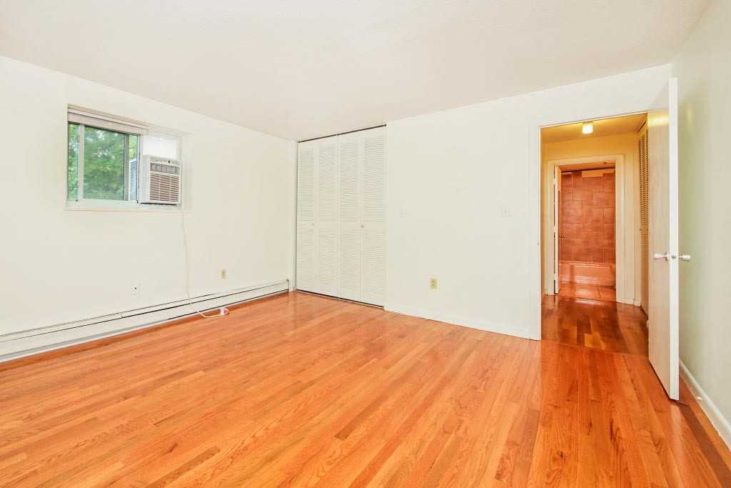 15 Francis St #41 - Photo 3 of 13
