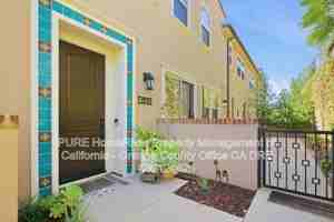 featured image of 208 El Paseo