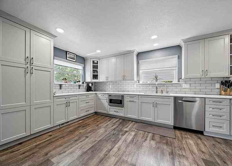 10654 Apishamore Ct - Photo 5 of 18