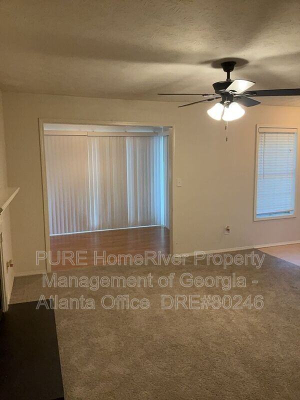 1505 Augusta Dr Se - Photo 5 of 25