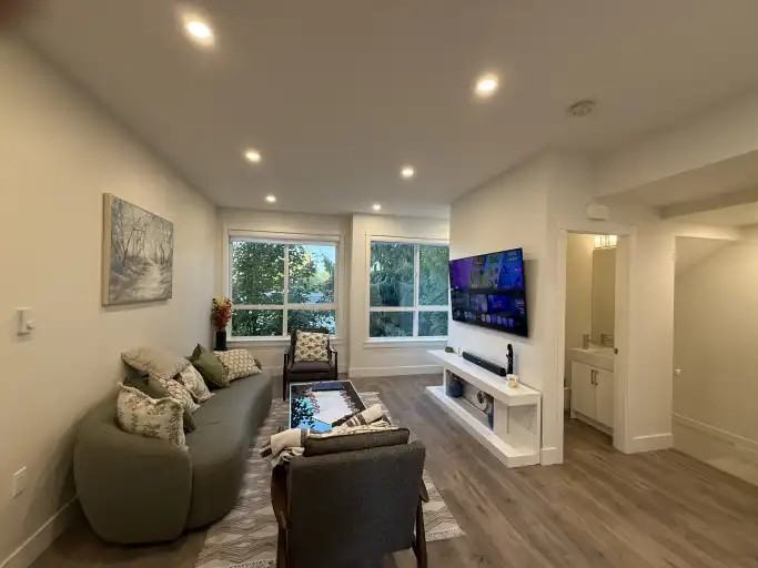 12830 62 Ave #5 - Photo 5 of 15
