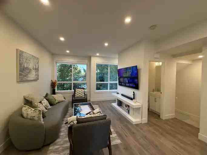 12830 62 Ave #5 - Photo 7 of 15