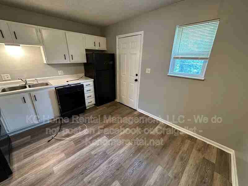 9227 E 54th St - Photo 5 of 26