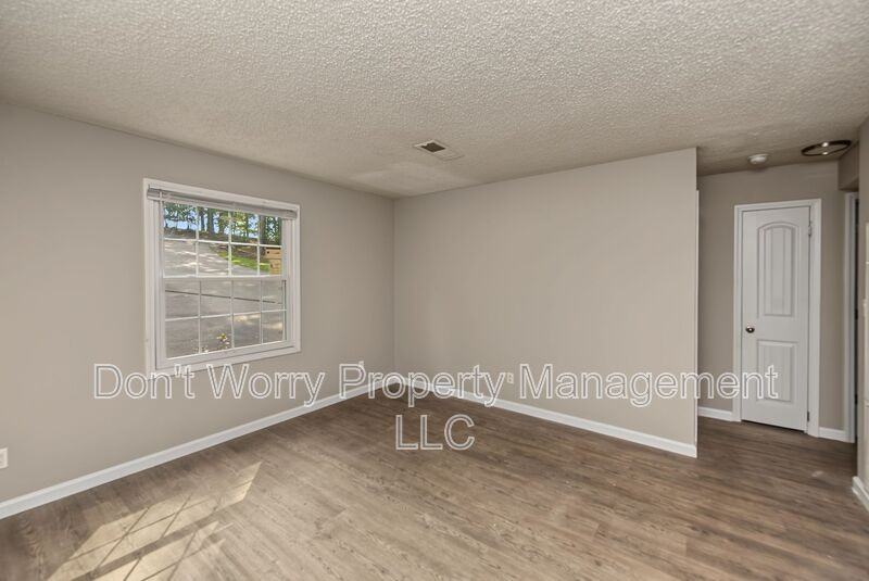 615 Dumaine St #D - Photo 3 of 11